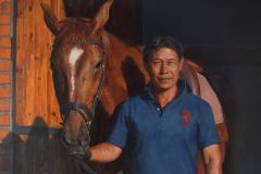 portret-muzhchiny-s-konem.-2016-g.-140h80